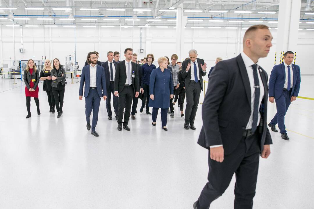 Kauno rajone atidaryta Vokietijos „Hellos“ gamykla