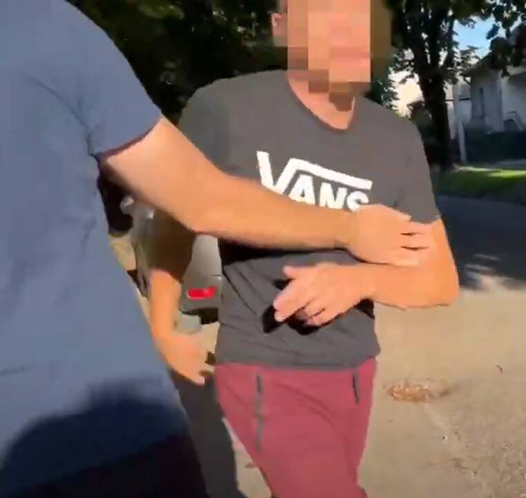 Užsipuolė: fotografės vizitas vienam vyrui sukėlė agresijos pliūpsnį.