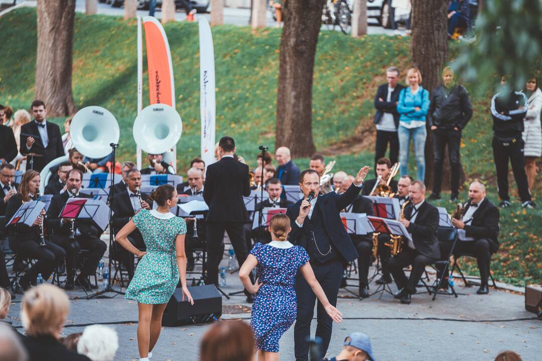 Kauko laiptų terasoje skambėjo auksinės D. Dolskio dainos