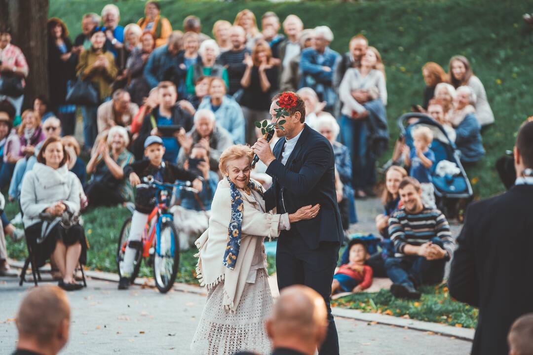 Kauko laiptų terasoje skambėjo auksinės D. Dolskio dainos