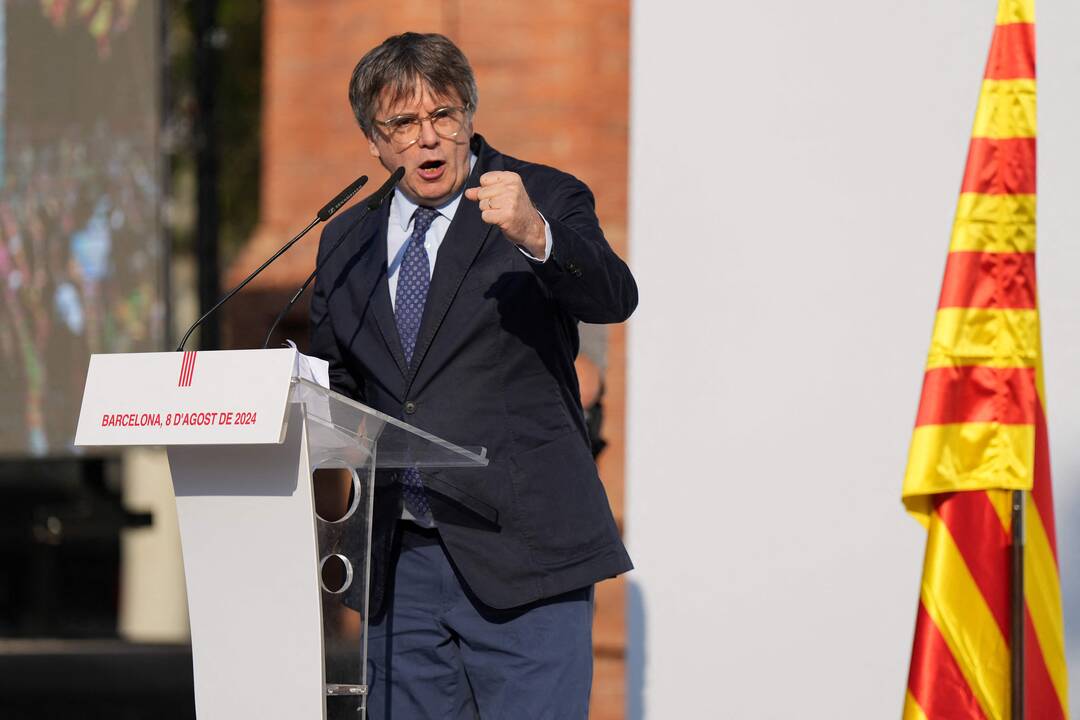 Carlesas Puigdemont'as 