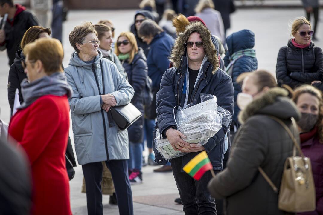 A. Astrauskaitės mitingas prieš pandemijos valdymą Vilniuje