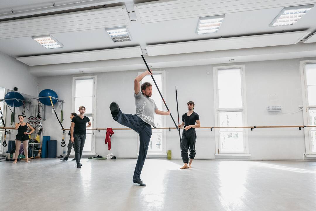 Planai: choreografas S.Konas Kaune – antrą ir galbūt ne paskutinį kartą.