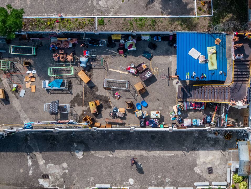 Situacija: daug metų iš paukščio skrydžio fotografuojantis A.Repšys siūlytų keisti požiūrį ir į vaizdų fiksavimą dronais. "Kai draudimas yra absoliutus, žmonės jį pažeidžia ir skraido nelegaliai", – sako jis.