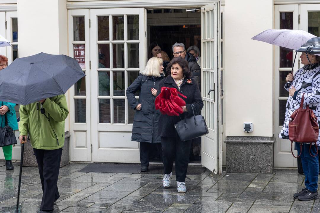 Atsisveikinimas su primadona D. Dirginčiūte-Tamuliene