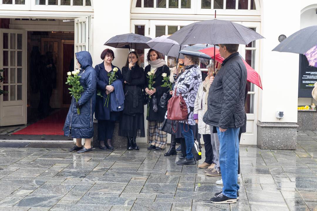Atsisveikinimas su primadona D. Dirginčiūte-Tamuliene