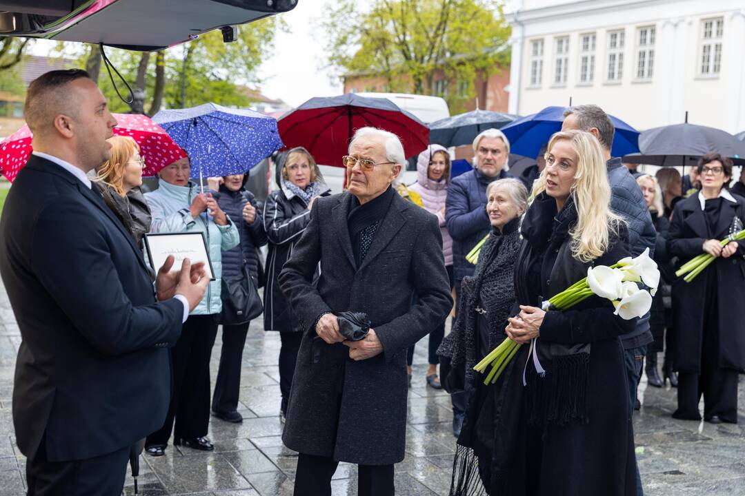 Atsisveikinimas su primadona D. Dirginčiūte-Tamuliene