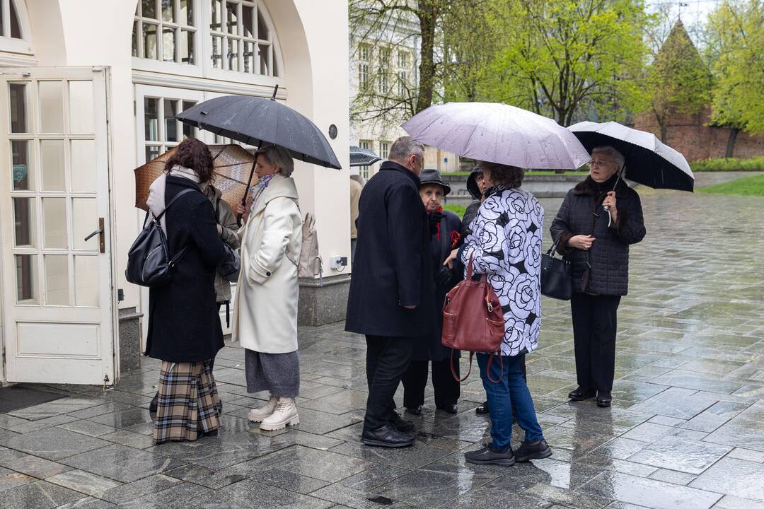 Atsisveikinimas su primadona D. Dirginčiūte-Tamuliene
