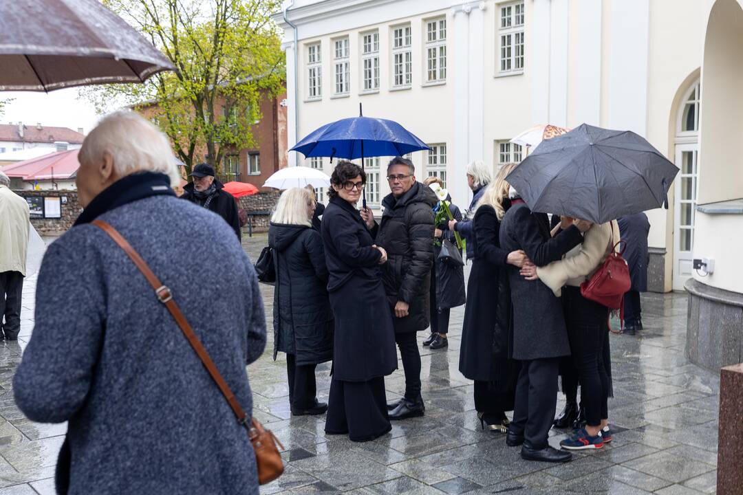 Atsisveikinimas su primadona D. Dirginčiūte-Tamuliene