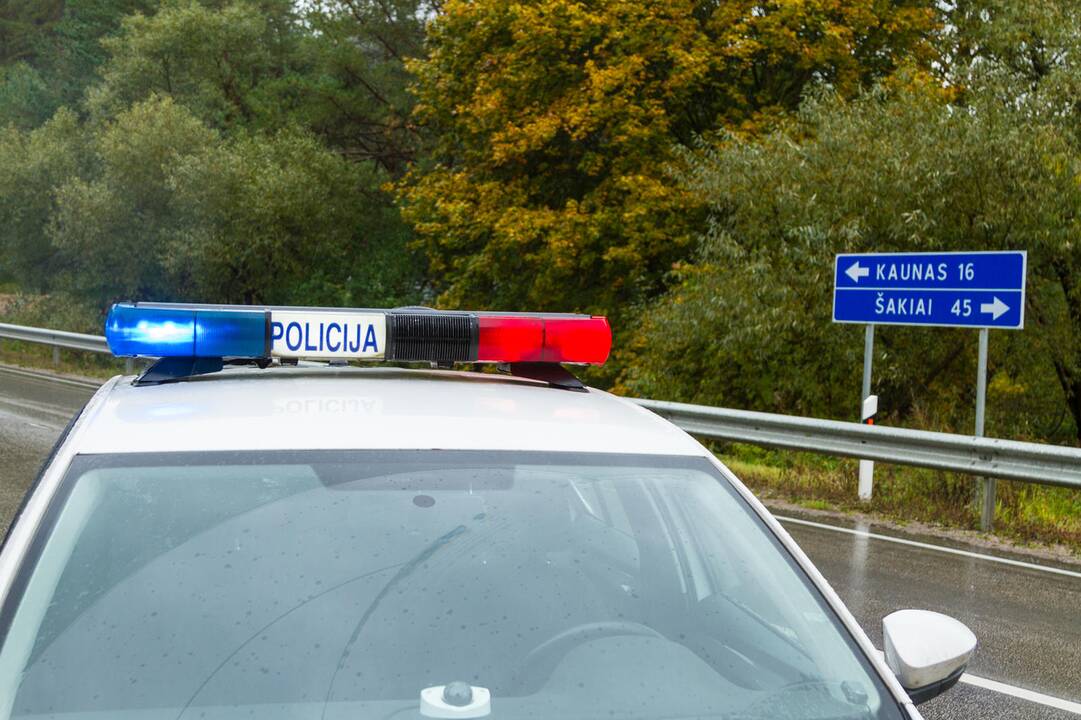 Autobuso ir dviejų lengvųjų automobilių avarija Kačerginėje