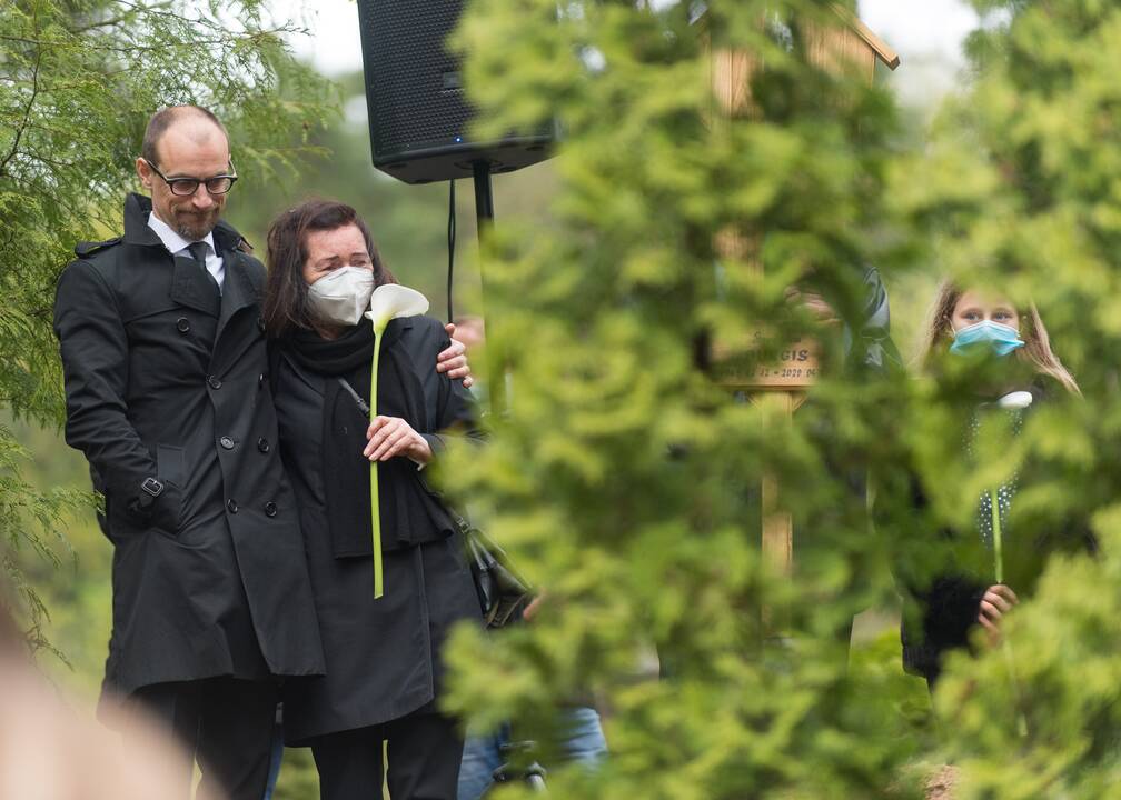 KTU gimnazijos įkūrėjas B. Burgis atgulė amžinojo poilsio
