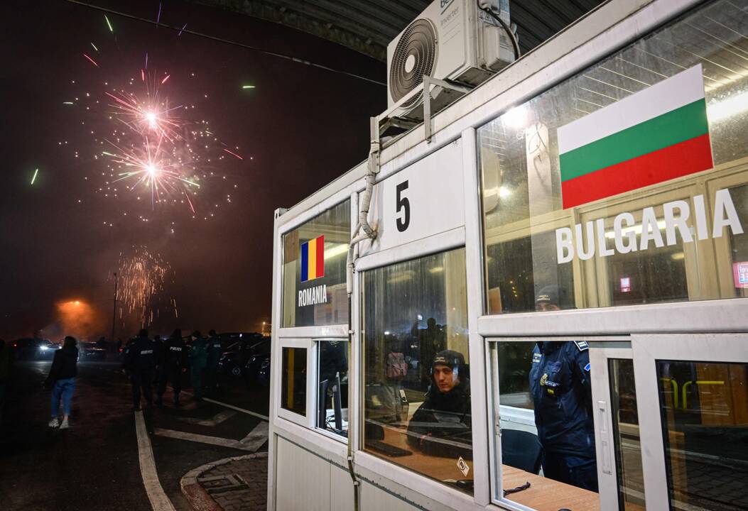 Rumunija ir Bulgarija po 13 metų laukimo prisijungė prie Šengeno erdvės