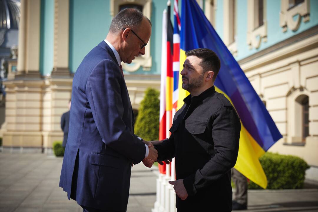 „Pirmiausia turi būti nutildyti ginklai“: lyderiai reaguoja į Putino pareiškimus (papildyta)