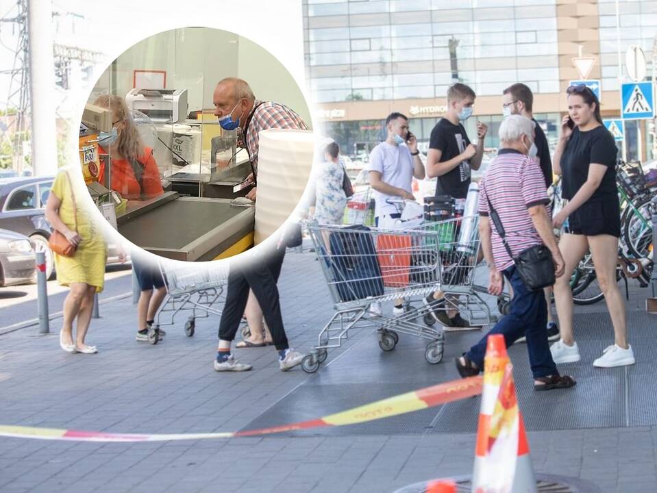 Prekybos centruose – chaosas dėl kaukių: jų nedėvinčius tenka gaudyti, raminti jėga