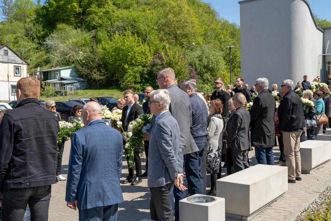 Amžinojo poilsio išlydima M. Sabonienė