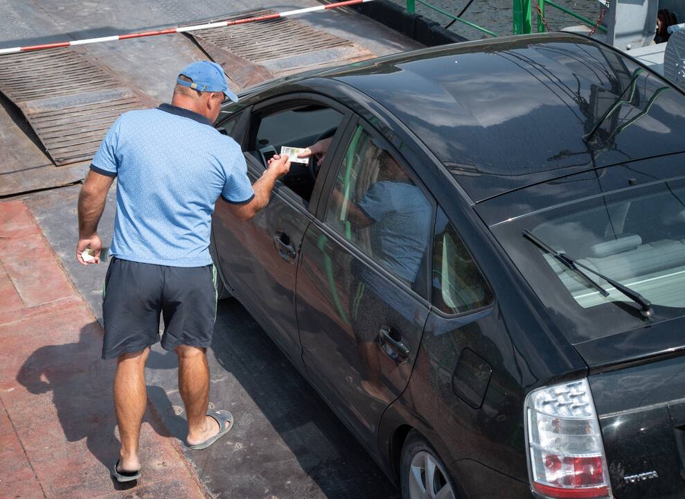 Tęstinumas: P.Chadaravičiaus tėvas taip pat buvo keltininkas, o jis pats žada čia dirbti tol, kol galės.