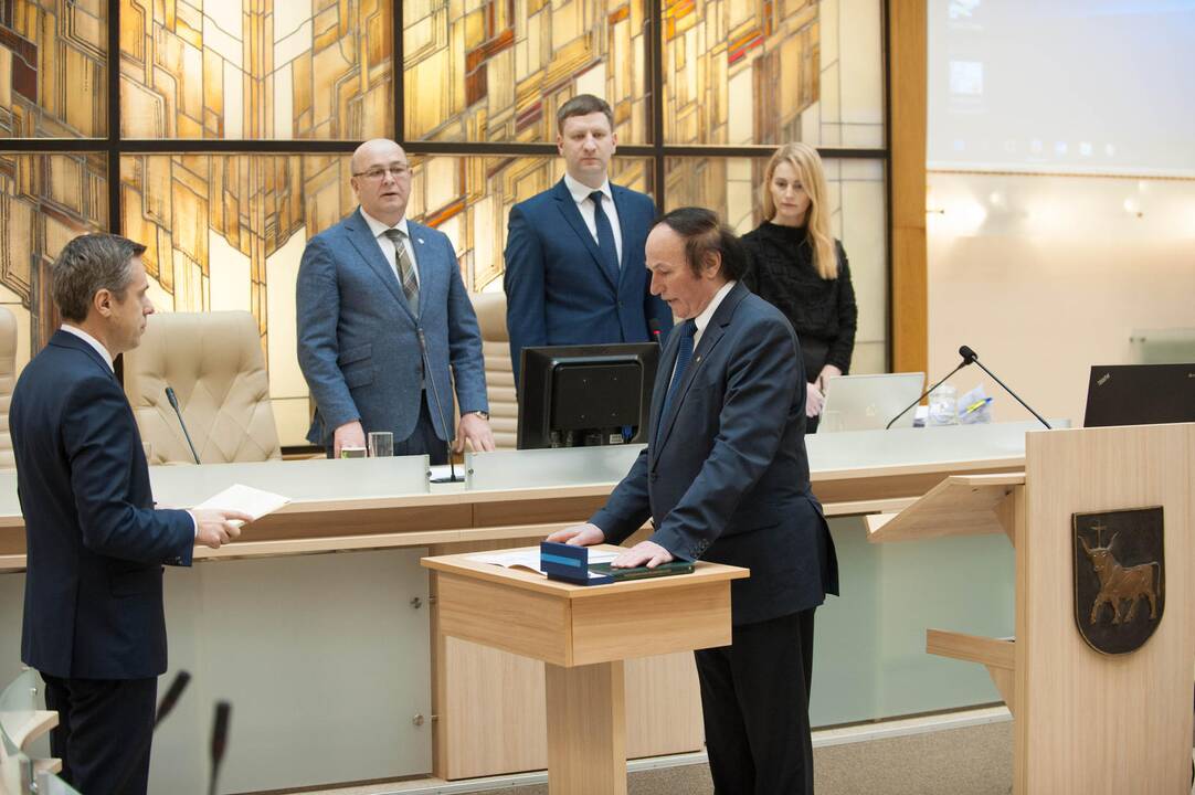 Visvaldas Matijošaitis (kairėje) ir Jonas Guzavičius (dešinėje)