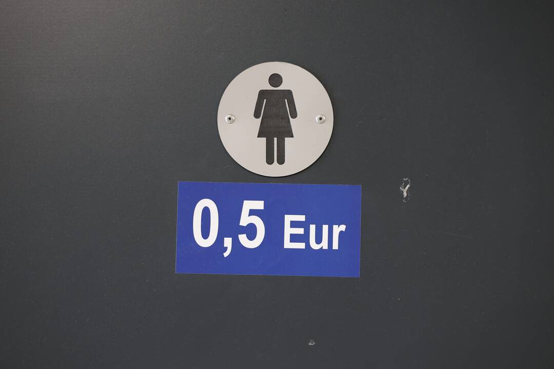 Požeminės perėjos moterų tualete mirė vyras