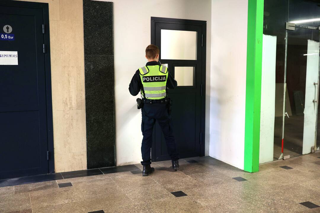 Požeminės perėjos moterų tualete mirė vyras