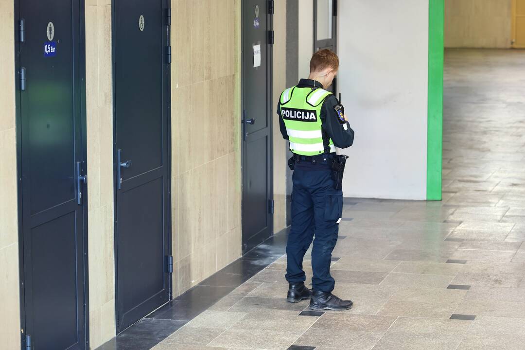 Požeminės perėjos moterų tualete mirė vyras