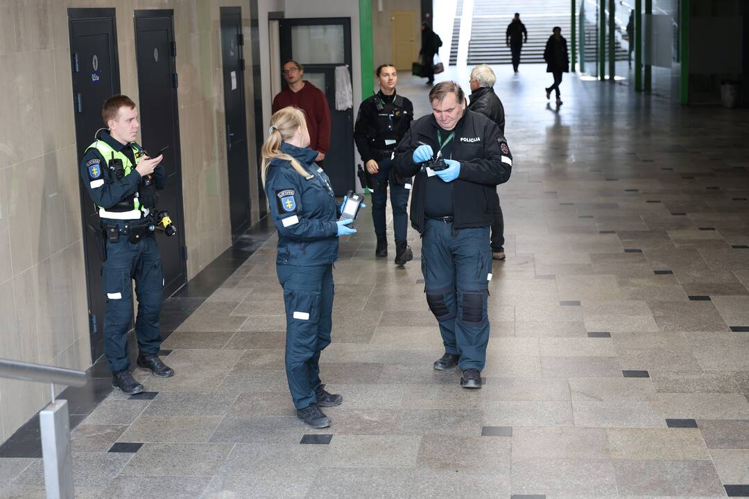 Požeminės perėjos moterų tualete mirė vyras