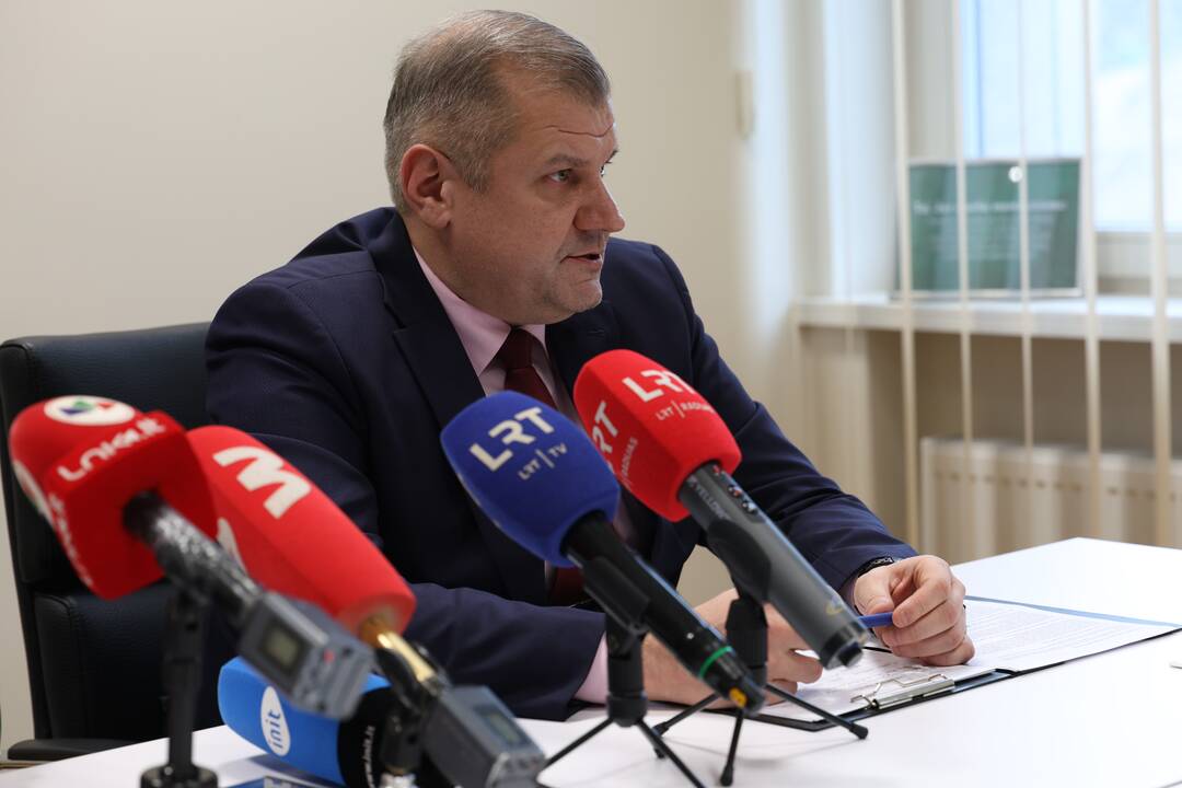 Kauno policijos spaudos konferencija dėl rastų klastočių