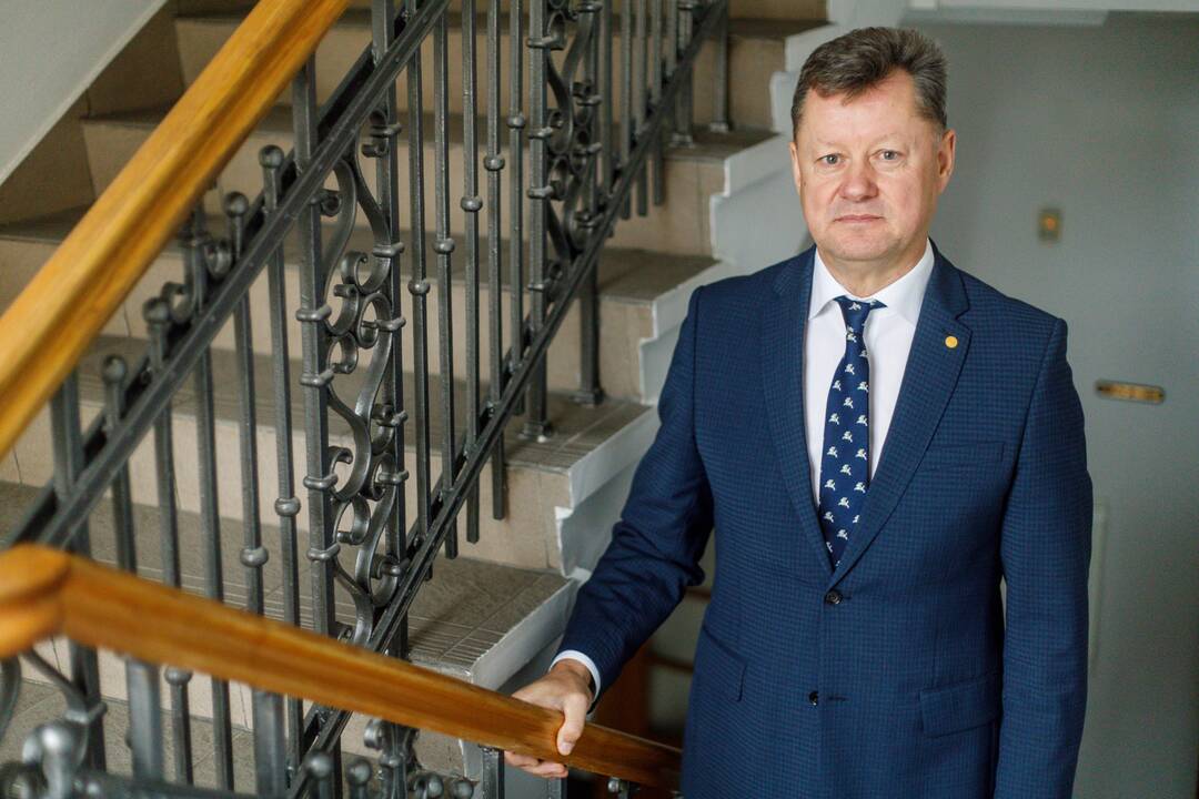 Akcentas: anot R. Bradūno, valstybė turėtų apsispręsti, ar jai reikia stiprios prokuratūros.