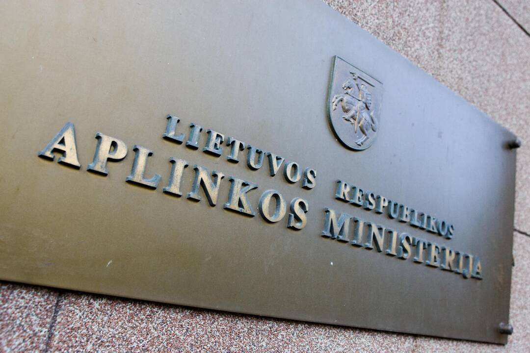 Aplinkos ministerijoje – tyrimas dėl įtartinų remonto darbų