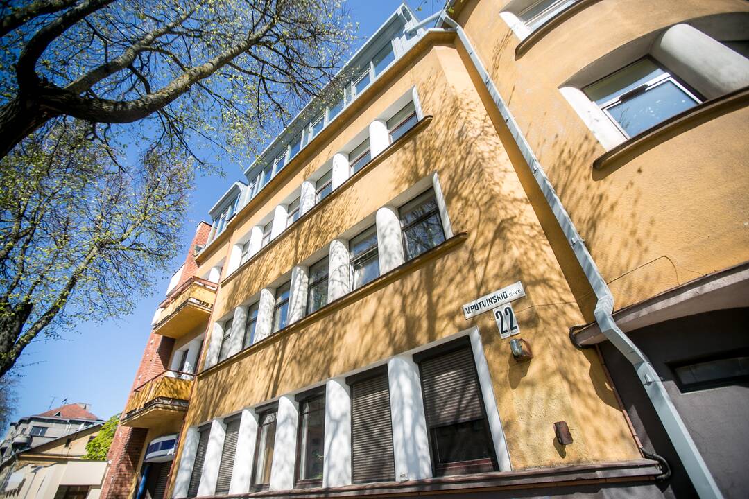 Situacija: rekonstrukcija V.Putvinskio g. 22 atlikta pažeidžiant pirminį projektą.