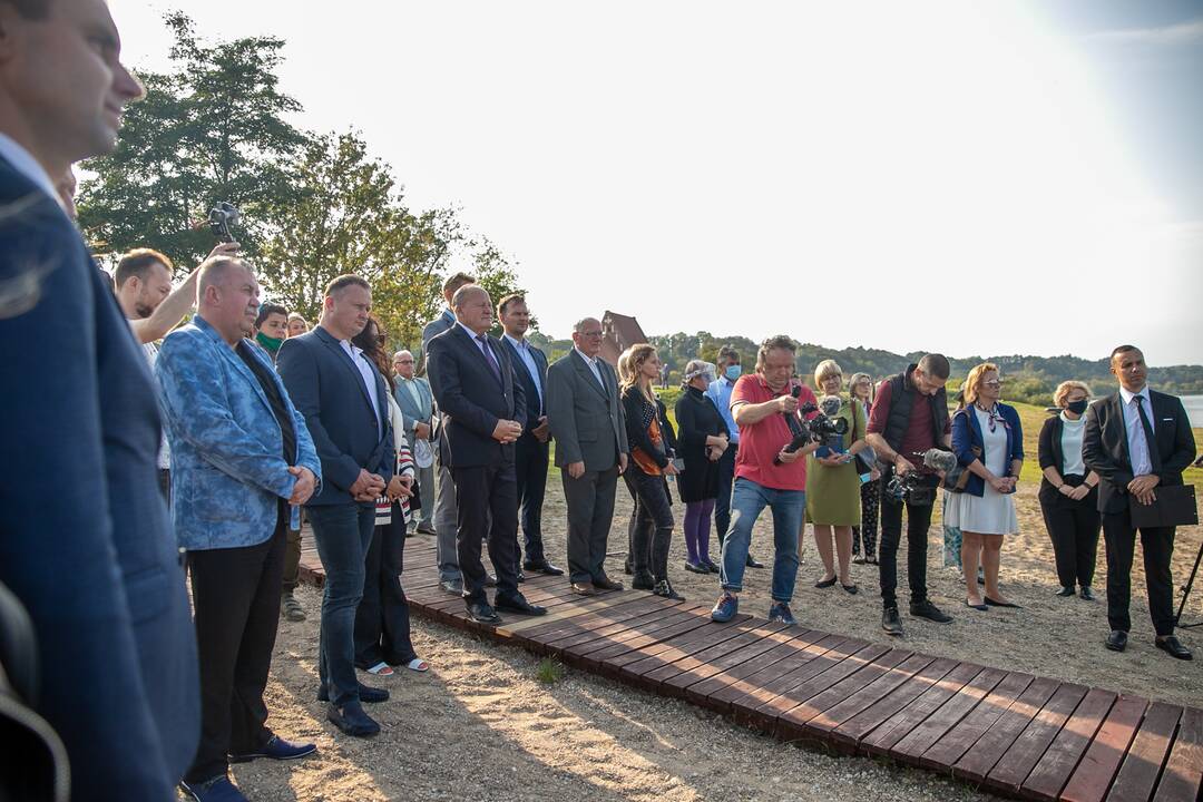 Paskirtis: kitą turizmo sezoną katamaranas tarnaus edukacinėms ir pažintinėms iškyloms Nemune tarp Zapyškio, Kulautuvos ir Kačerginės rengti.