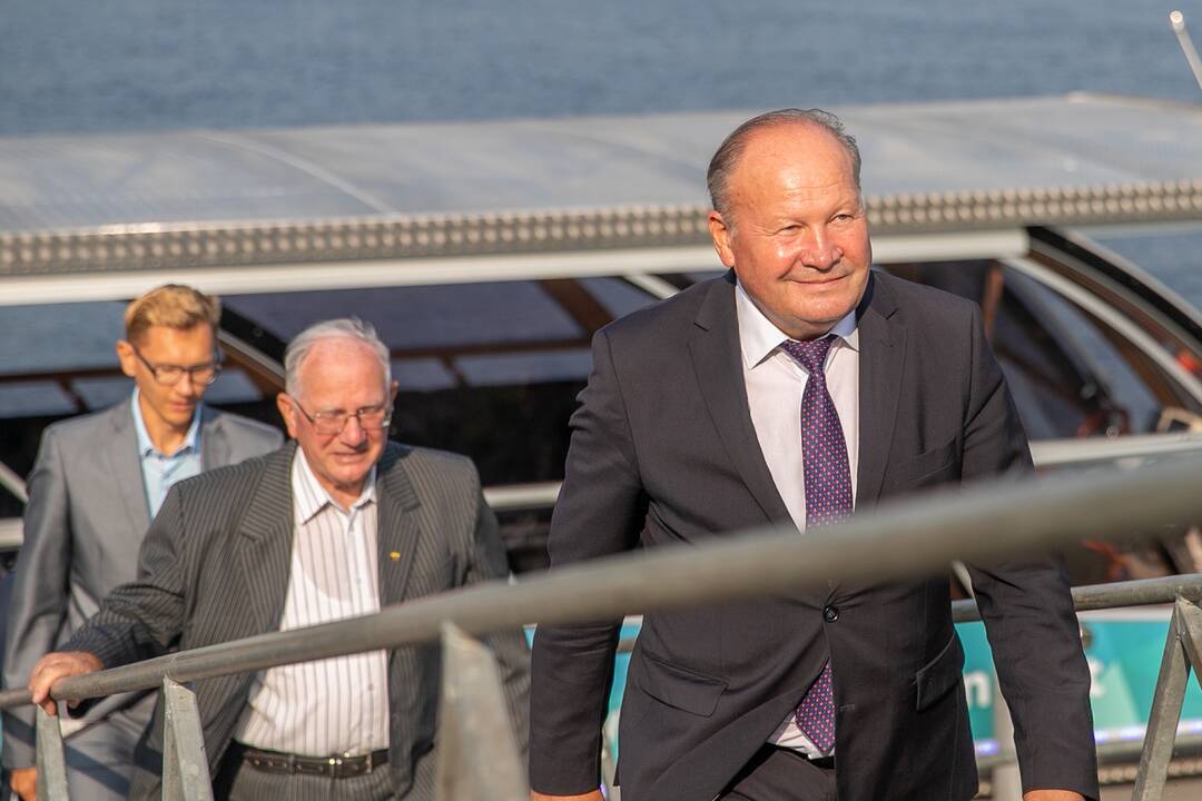 Paskirtis: kitą turizmo sezoną katamaranas tarnaus edukacinėms ir pažintinėms iškyloms Nemune tarp Zapyškio, Kulautuvos ir Kačerginės rengti.