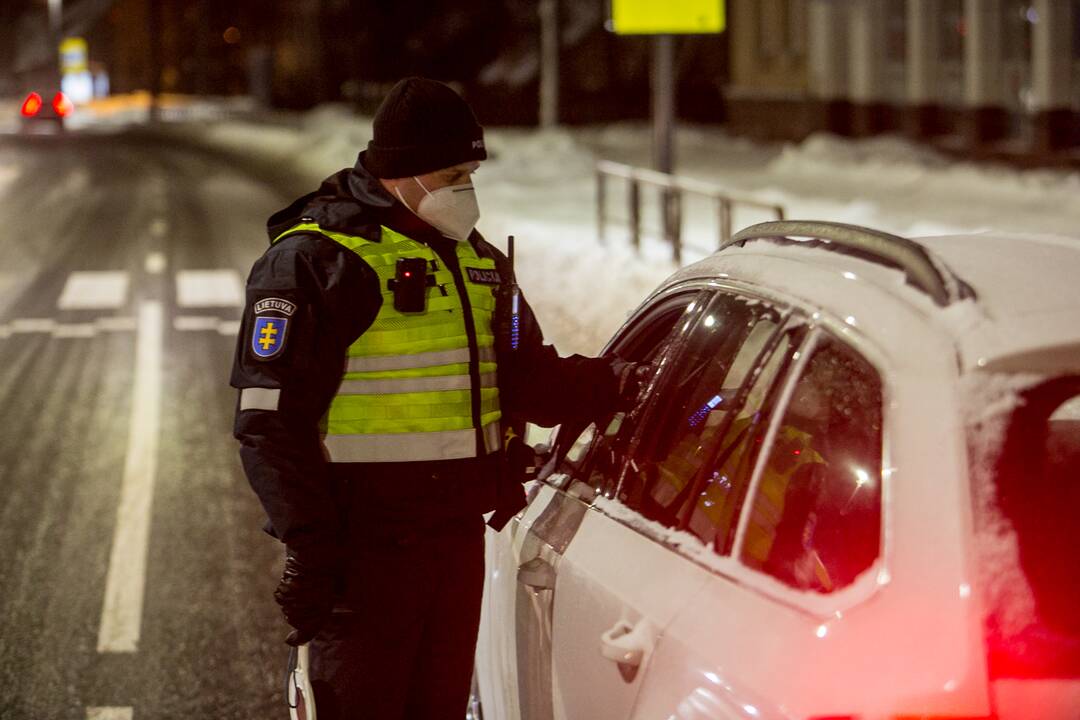 Kauno kelių policijos reidas, ieškant neblaivių vairuotojų