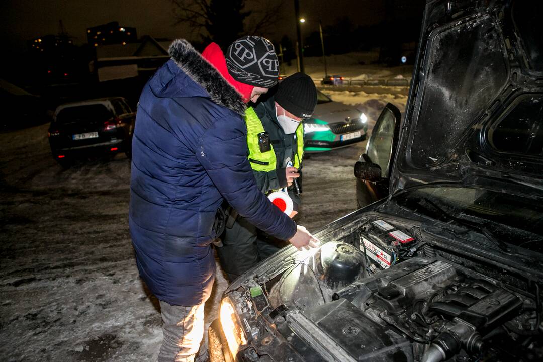 Kauno kelių policijos reidas, ieškant neblaivių vairuotojų