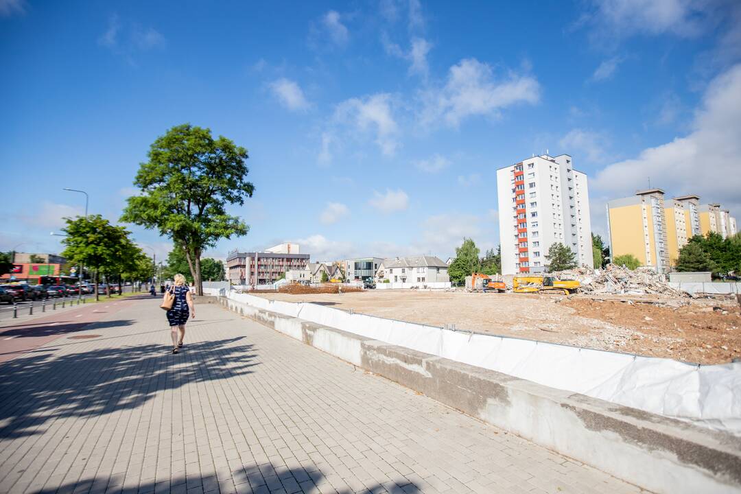 Naujos statybos keičia Savanorių prospekto veidą