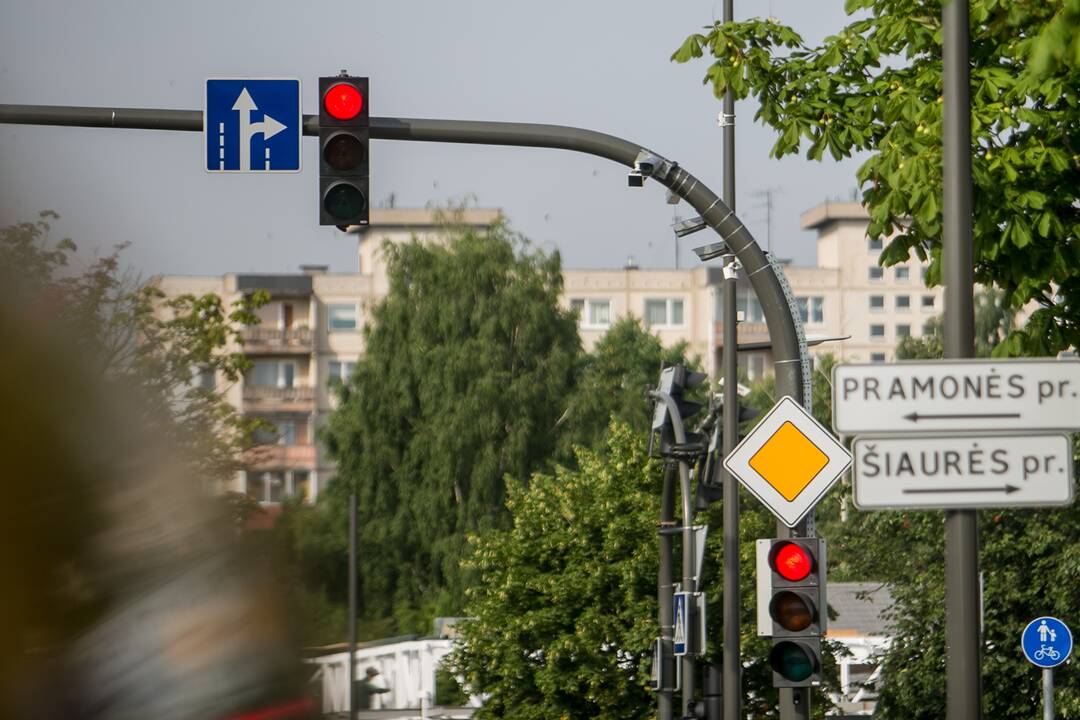 Situacija: mieste jau seniai įrengtos 234 vaizdo kameros, bet naudotis jomis kol kas negalima.
