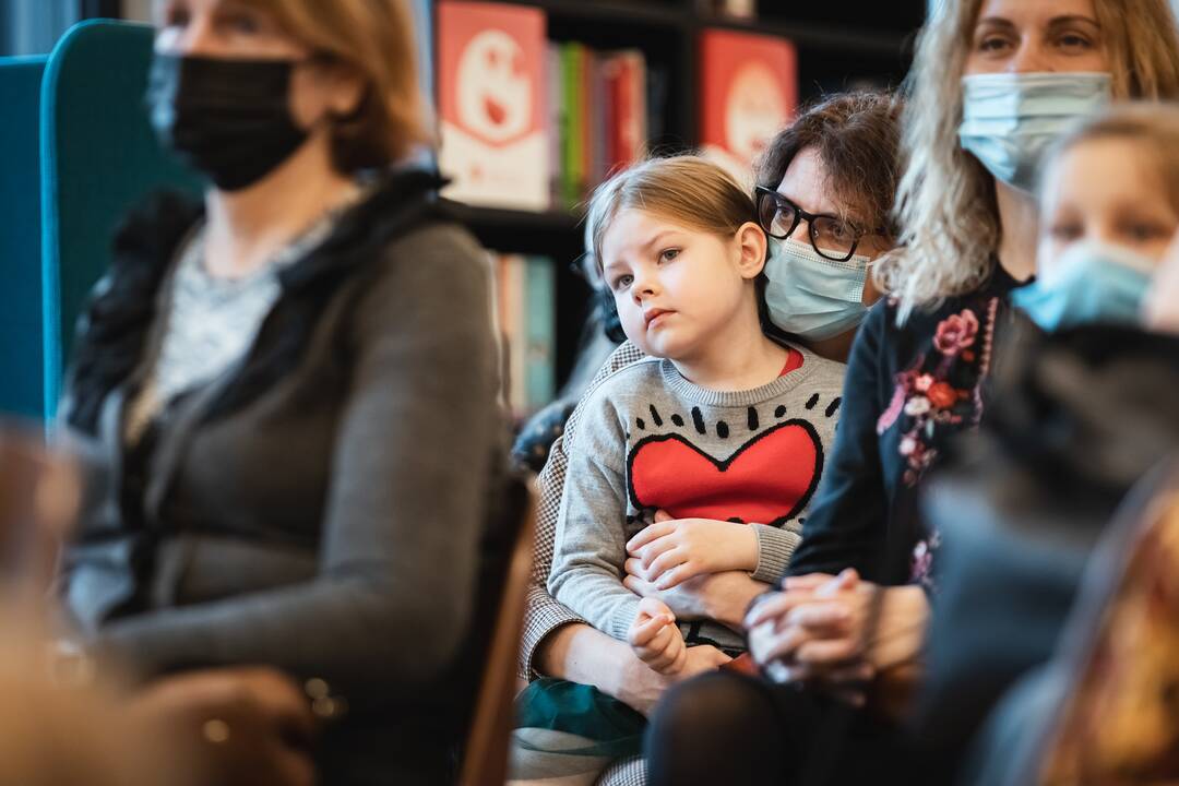 Įžanga: terapiniai šunys padeda vaikams atsipalaiduoti, nekritikuoja, jei šie skaitydami suklysta.