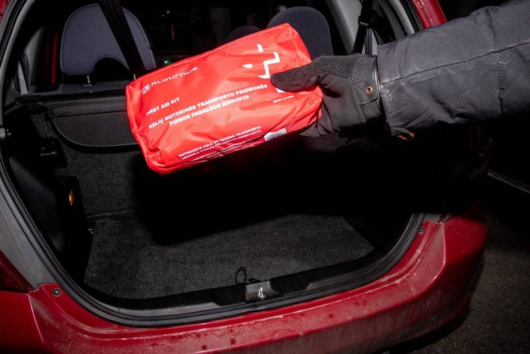 Automobilio vaistinėlė: ar pigesnė tikrai prastesnė?