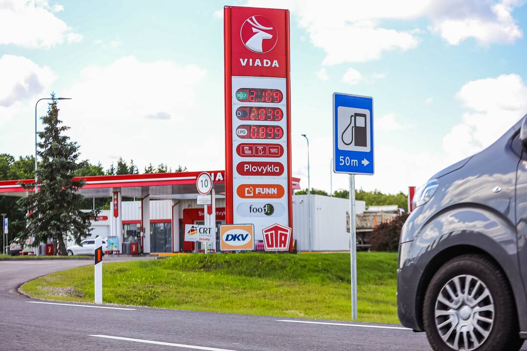 Saugumas: naujas viadukas ir jungiamieji keliai leidžia saugiai A1 kelyje apsisukti ir pasiekti Giraitę ir Užliedžius.
