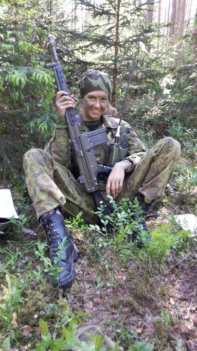 Pareigos: šiandien R.Bruder – Lietuvos dailininkų sąjungos Kauno skyriaus pirmininkė.