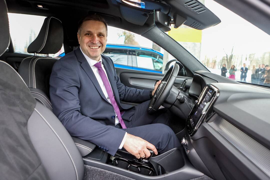 Pažadas: Kaunas siekia įrengti apie 150 įkrovimo stotelių, dalis jų – nemokamos, tad įkrauti elektromobilius bus žymiai patogiau.