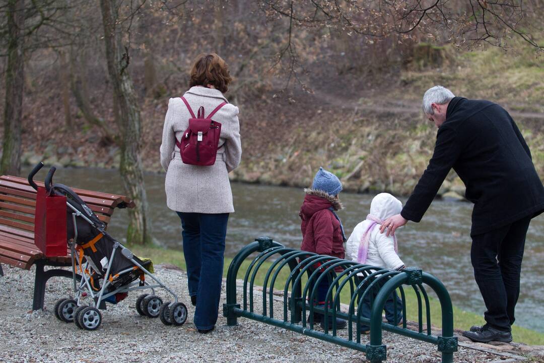 Vaiko pinigai atskleidė savivaldybių demografinį veidą