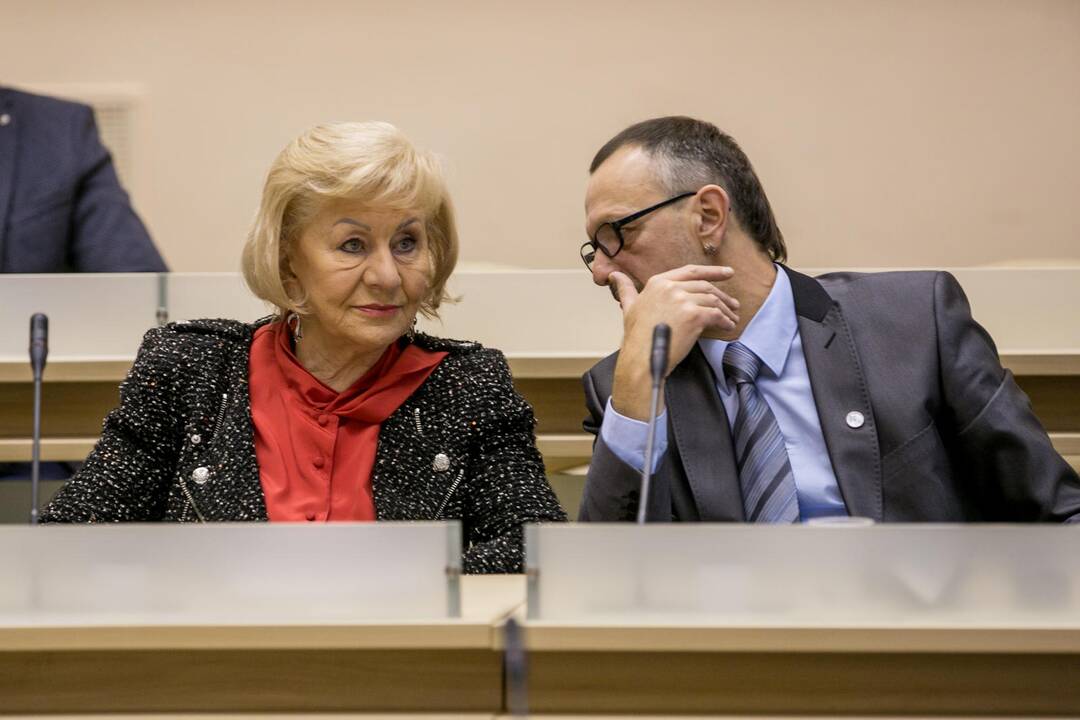 Lankomumas: dažnai Kauno tarybos posėdžiuose yra laisvų tarybos narių kėdžių.