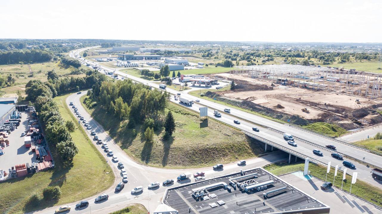 Eismas: įrengtas žiedas leis įvažiuoti į "Depo", tačiau nepadidins kelio į Giraitę pralaidumo.