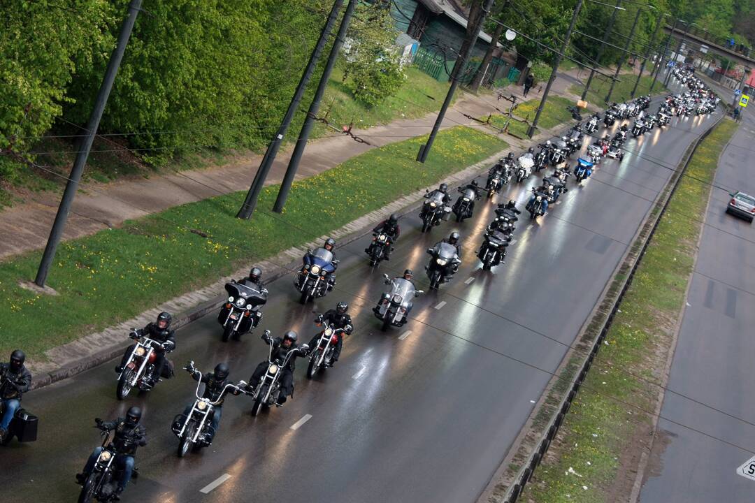 Džiugina: pasak K.Čeponio ir L.Pečiukaičio, dažnai viešai aptariamos motociklininkų klaidos, bet pamirštama, kiek jie suteikia džiaugsmo miesto gyventojams.