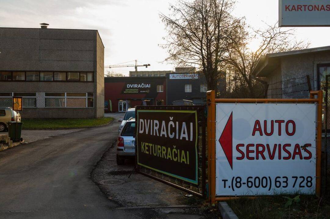 Tyrimas: teisėsaugininkai neatskleidžia, ar šios patalpos Raudondvario plente buvo išsinuomotos pasinaudojus padirbtu dokumentu.