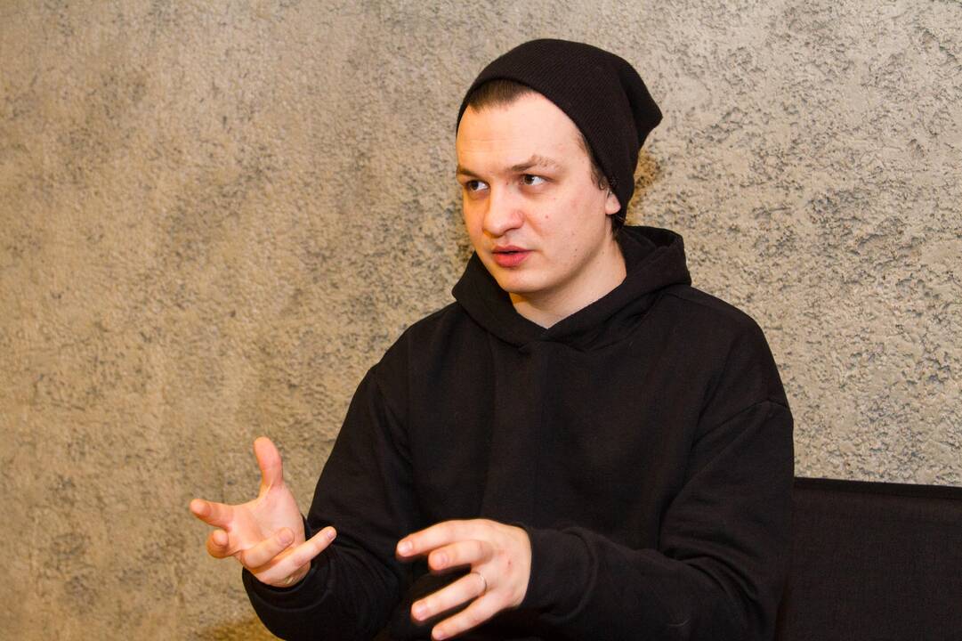 Žvilgsnis: "Esu pajacas, kuris apie tai, ką mato, pasako taip, kad galėtume visi iš to pasijuokti", – sako visuomenės problemas reflektuojantį teatrą kuriantis G.Aleksa.