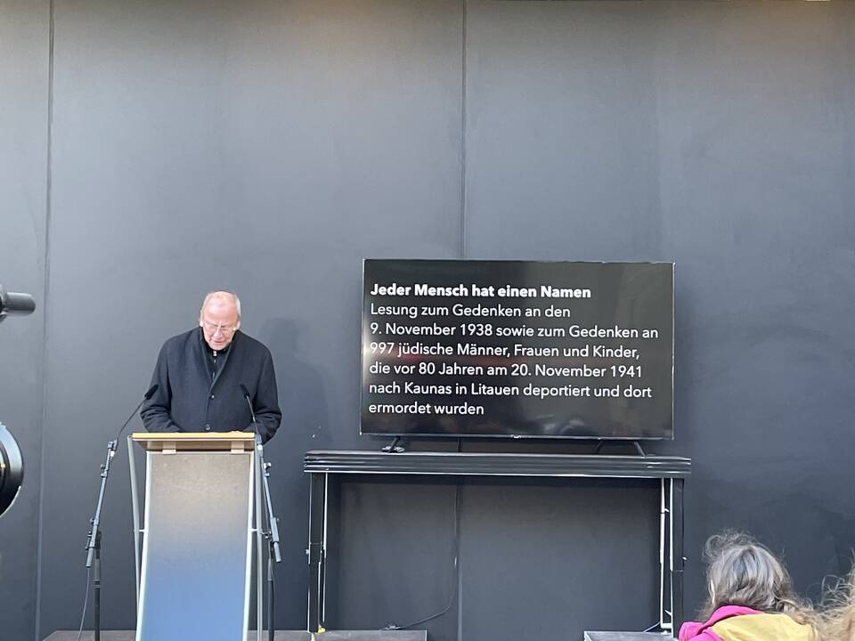 Kraupu: Kissingerių (Kissinger) šeima 1941 m. buvo išvežta iš Miuncheno ir sušaudyta IX forte.