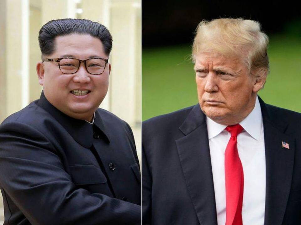 Kim Jong Un (kairėje) ir Donaldas Trumpas (dešinėje)