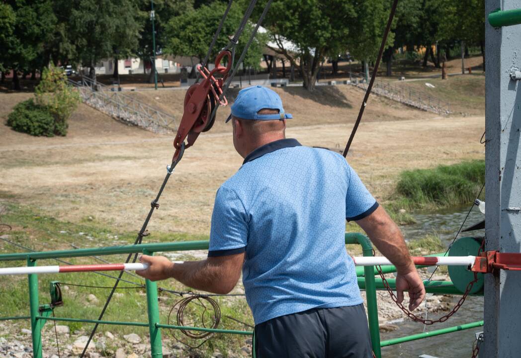 Tęstinumas: P.Chadaravičiaus tėvas taip pat buvo keltininkas, o jis pats žada čia dirbti tol, kol galės.