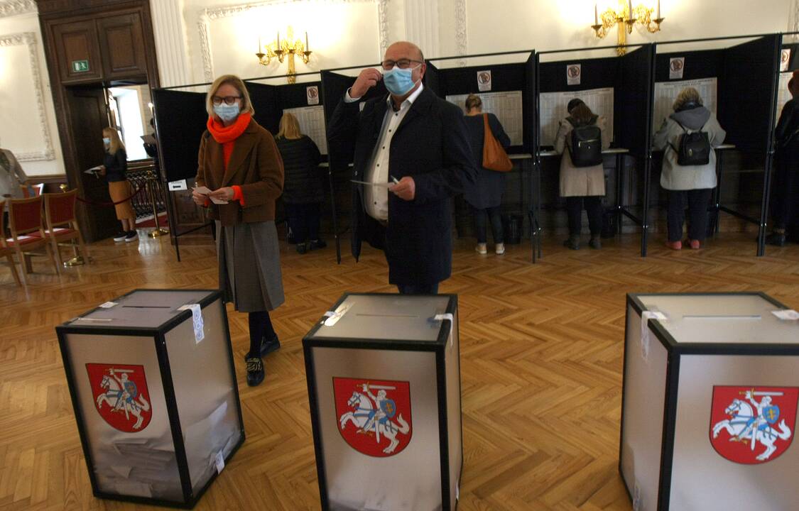 Seimo rinkimuose iš anksto balsavo Kauno meras V. Matijošaitis